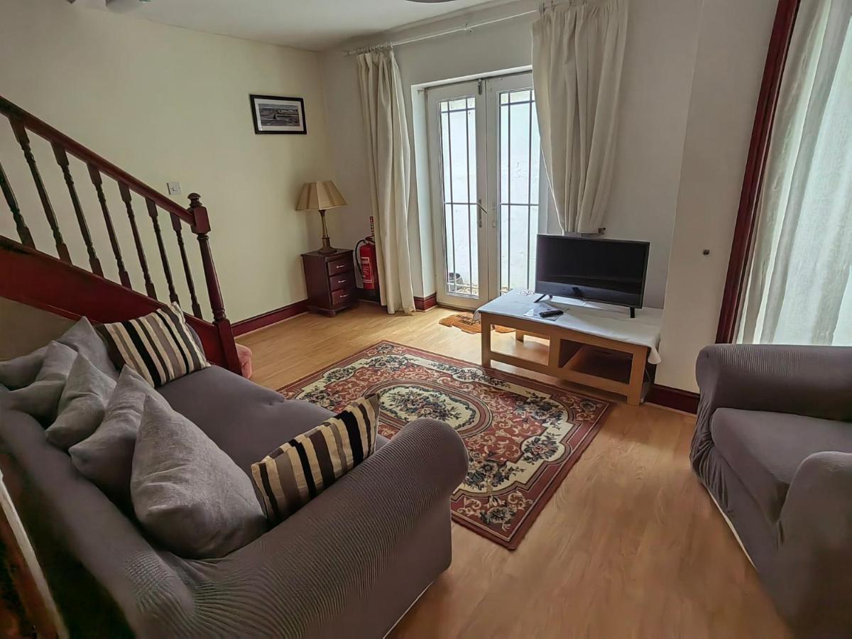 Cardigan Bay Self Catering Accommodation Aberystwyth Exterior photo